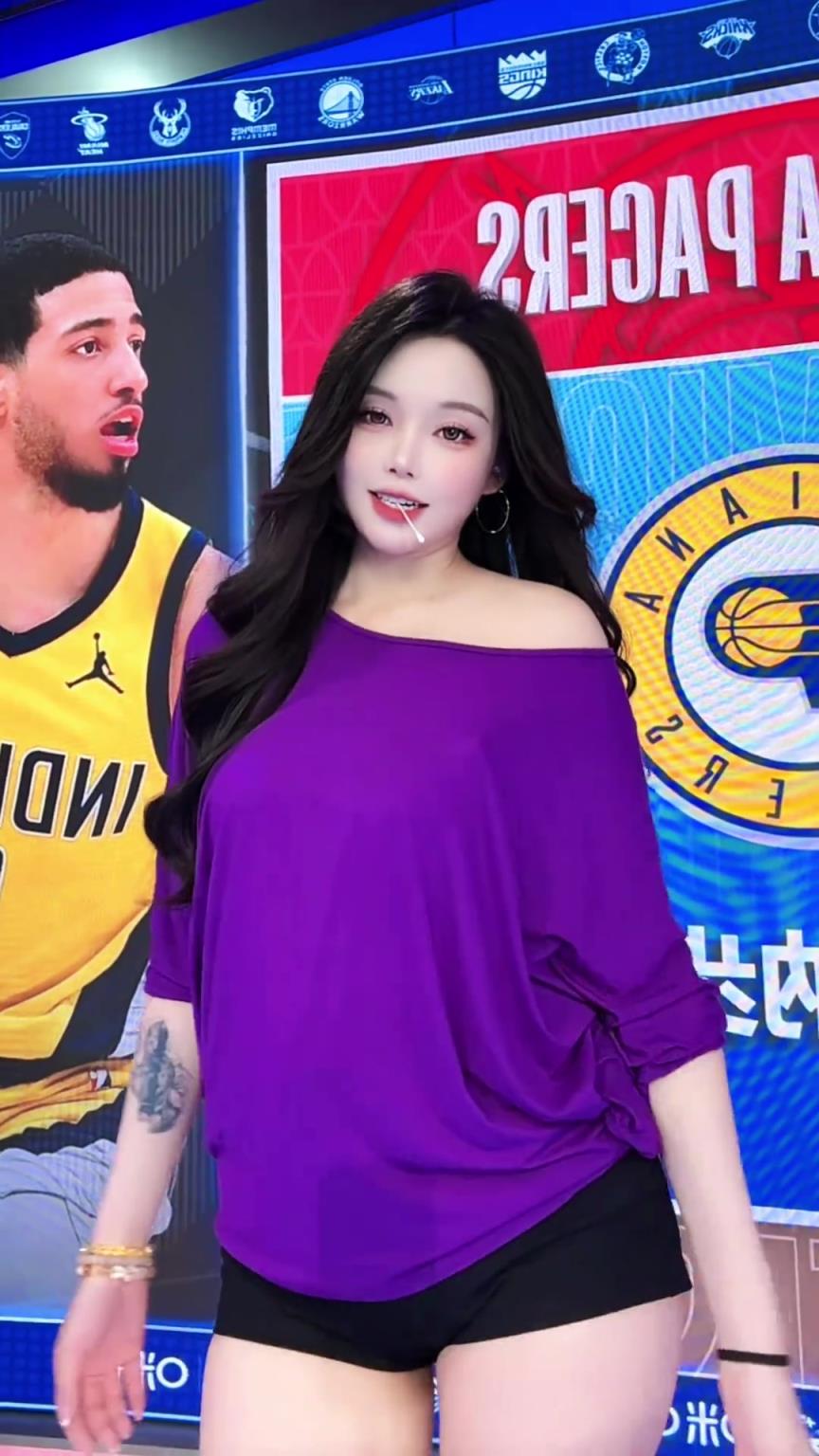 美女主播小太陽：年輕的將軍意氣風(fēng)發(fā)！ 哈利伯頓強的可怕